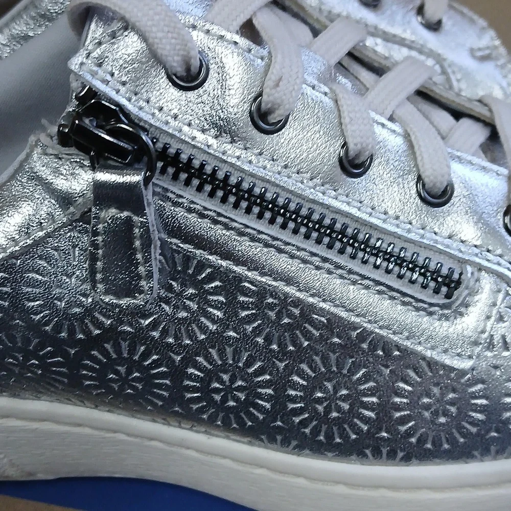 New Clarks Collection Caroline Rio Leather Sneaker 7 1/2 - Picture 2 of 8